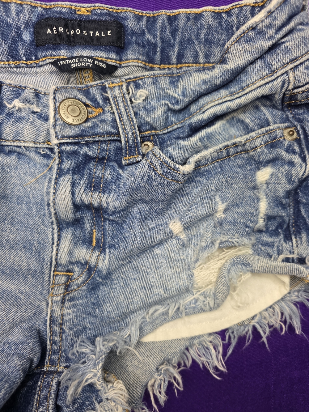 Aeropostale Vintage Denim  Low Rise Shorty Cut Off Shorts - Size 000 - Picture 6 of 9